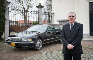 Peter Mans begrafenis crematie Ooltgensplaat 